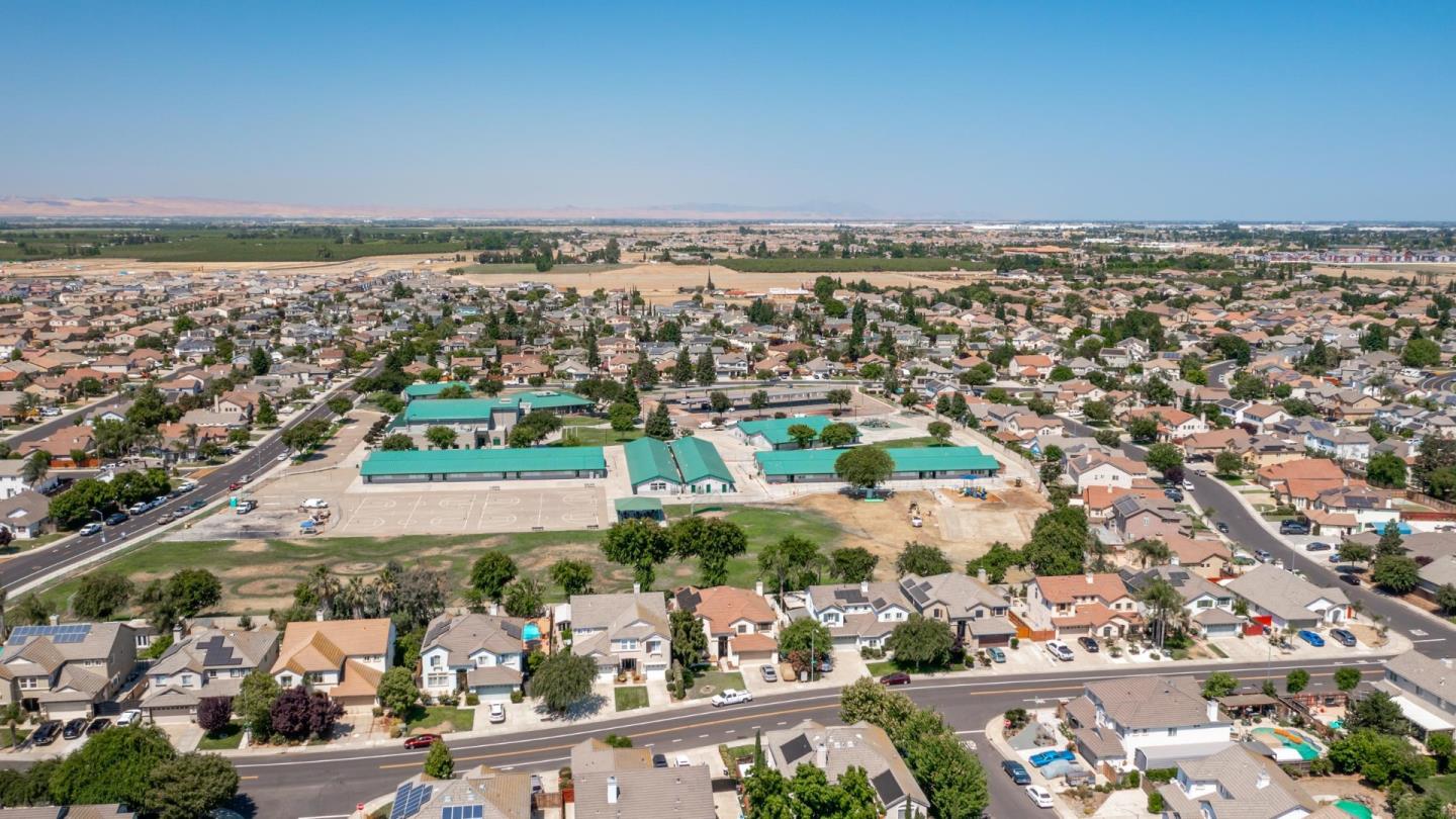 Detail Gallery Image 36 of 39 For 769 Dody, Manteca,  CA 95337 - 4 Beds | 3 Baths