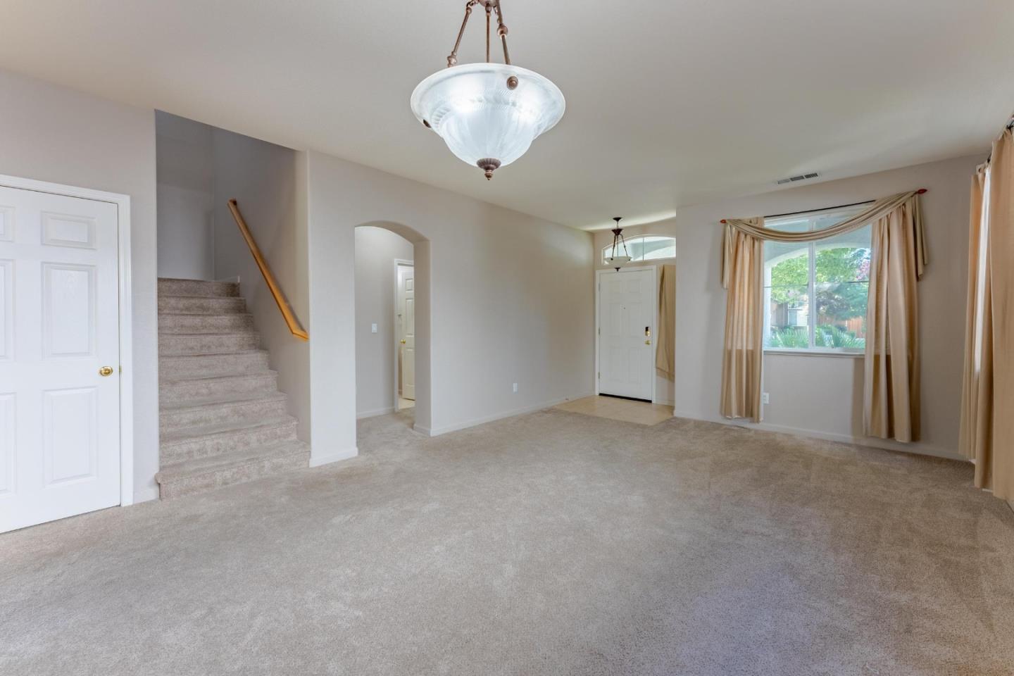 Detail Gallery Image 6 of 39 For 769 Dody, Manteca,  CA 95337 - 4 Beds | 3 Baths