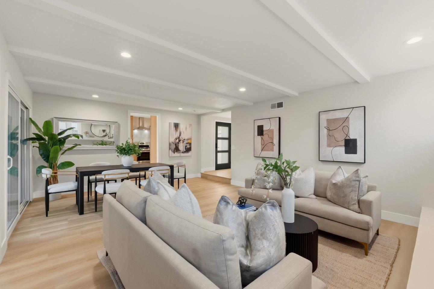 Detail Gallery Image 10 of 62 For 1134 Somerset Dr, San Jose,  CA 95132 - 4 Beds | 2 Baths