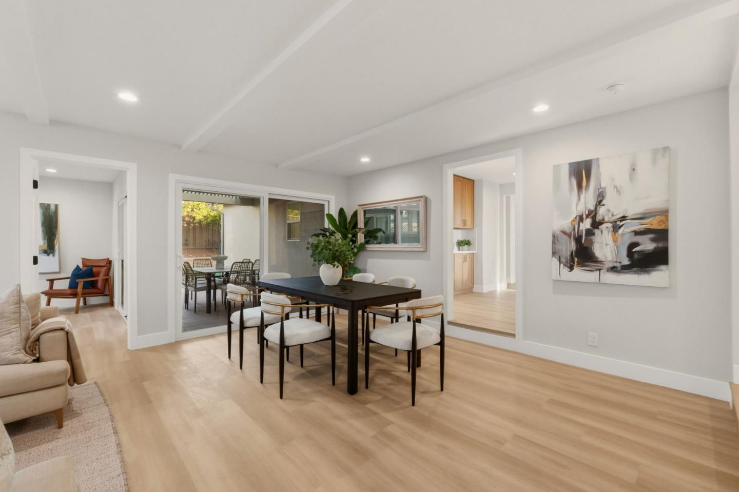 Detail Gallery Image 15 of 62 For 1134 Somerset Dr, San Jose,  CA 95132 - 4 Beds | 2 Baths