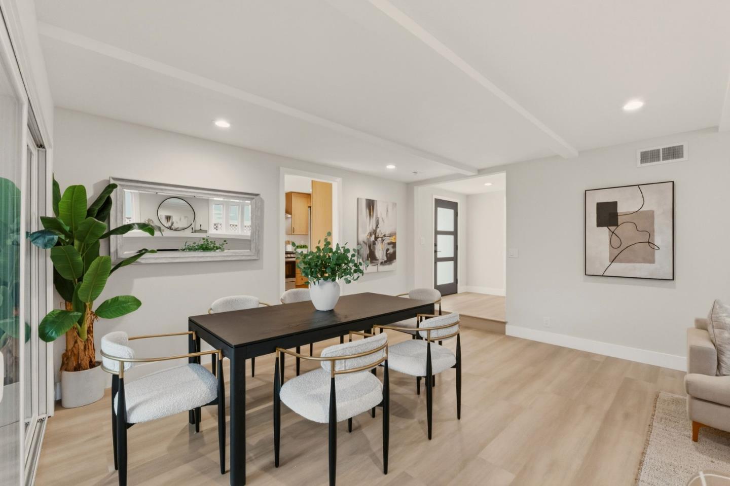 Detail Gallery Image 16 of 62 For 1134 Somerset Dr, San Jose,  CA 95132 - 4 Beds | 2 Baths