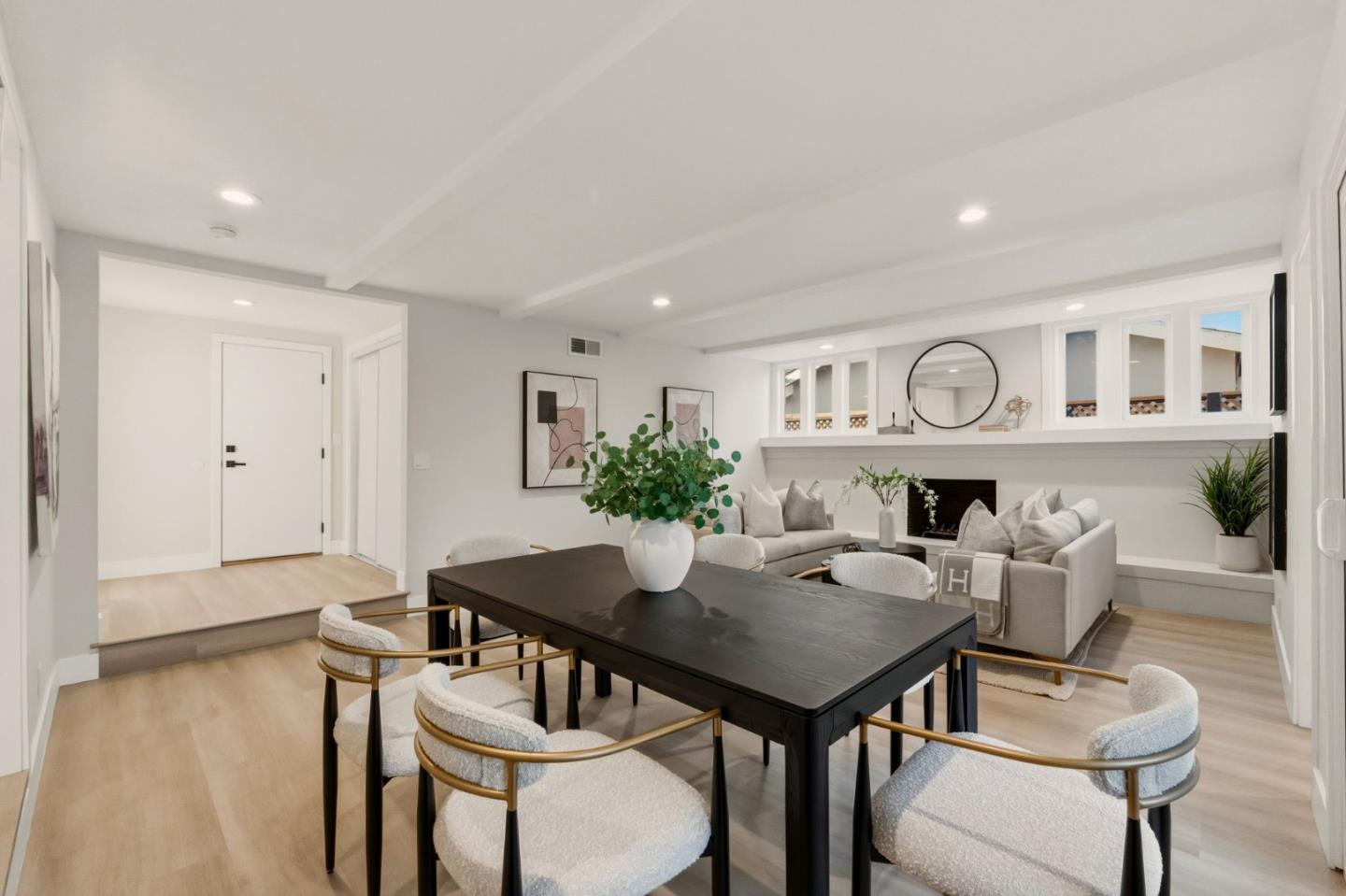 Detail Gallery Image 18 of 62 For 1134 Somerset Dr, San Jose,  CA 95132 - 4 Beds | 2 Baths