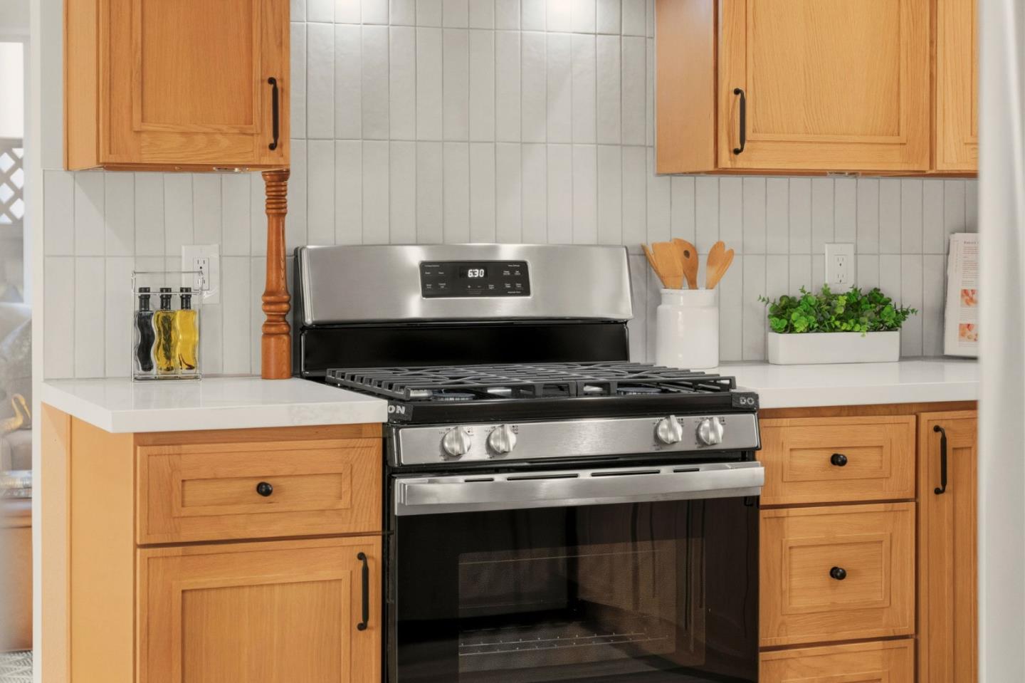 Detail Gallery Image 20 of 62 For 1134 Somerset Dr, San Jose,  CA 95132 - 4 Beds | 2 Baths