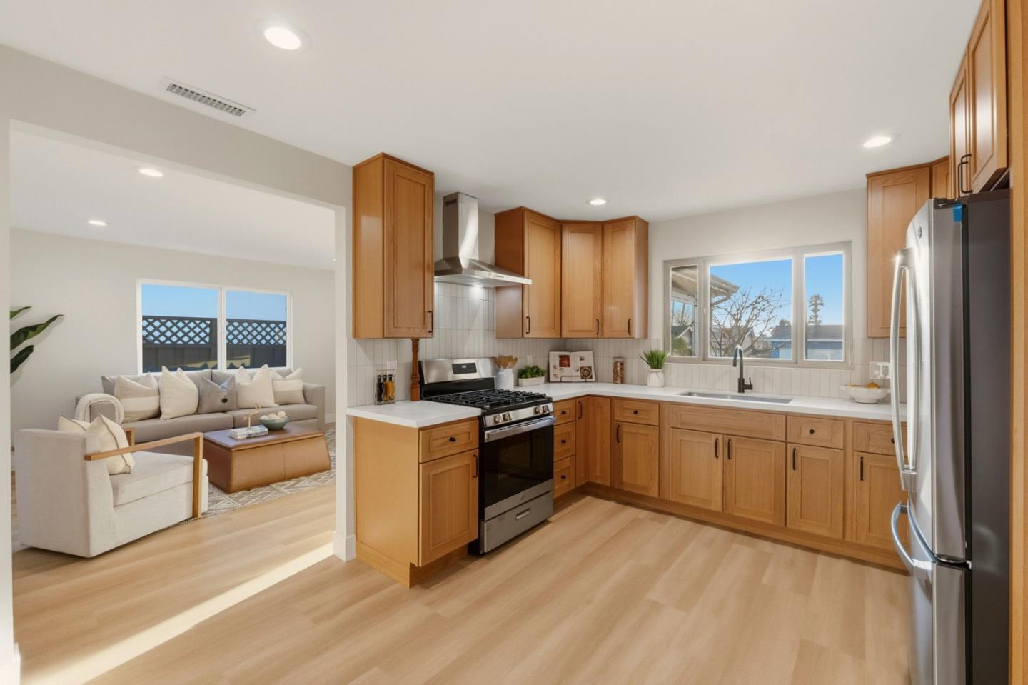 Detail Gallery Image 21 of 62 For 1134 Somerset Dr, San Jose,  CA 95132 - 4 Beds | 2 Baths