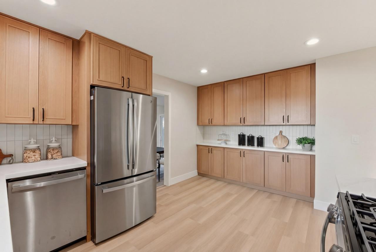 Detail Gallery Image 22 of 62 For 1134 Somerset Dr, San Jose,  CA 95132 - 4 Beds | 2 Baths