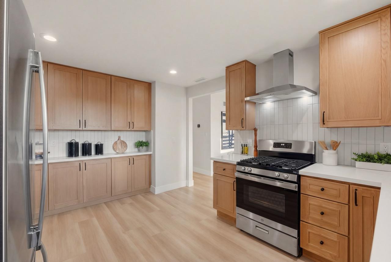 Detail Gallery Image 23 of 62 For 1134 Somerset Dr, San Jose,  CA 95132 - 4 Beds | 2 Baths