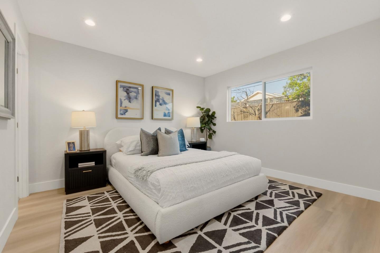 Detail Gallery Image 35 of 62 For 1134 Somerset Dr, San Jose,  CA 95132 - 4 Beds | 2 Baths