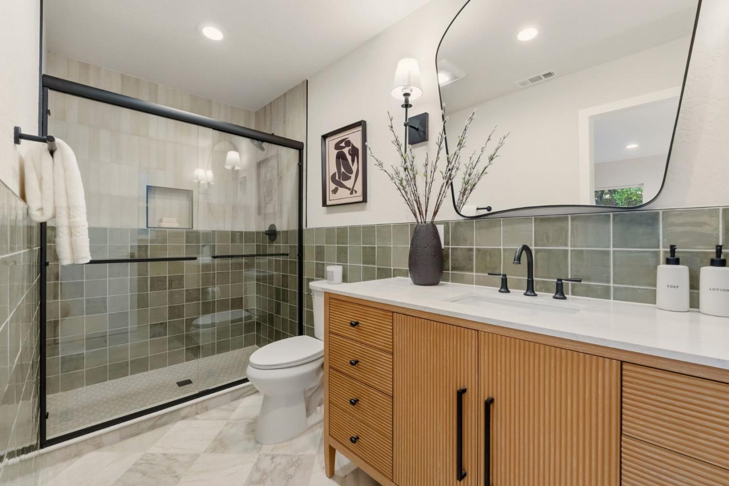 Detail Gallery Image 44 of 62 For 1134 Somerset Dr, San Jose,  CA 95132 - 4 Beds | 2 Baths