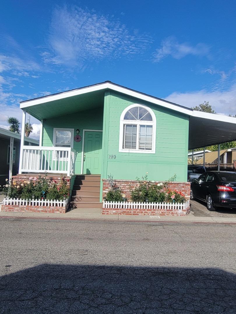 Front Image Thumbnail for ML82023658