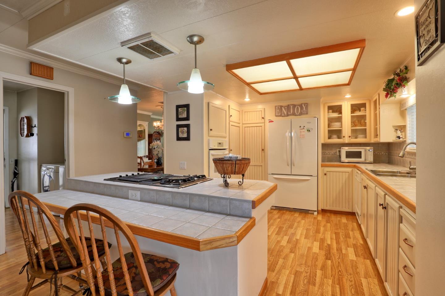 Detail Gallery Image 36 of 46 For 92 Melody Ln #92,  Morgan Hill,  CA 95037 - 2 Beds | 2 Baths