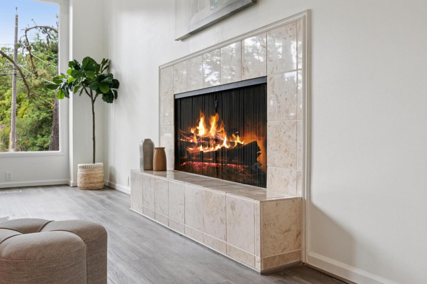 Detail Gallery Image 13 of 54 For 4083 Sunset Ln, Pebble Beach,  CA 93953 - 3 Beds | 2/1 Baths