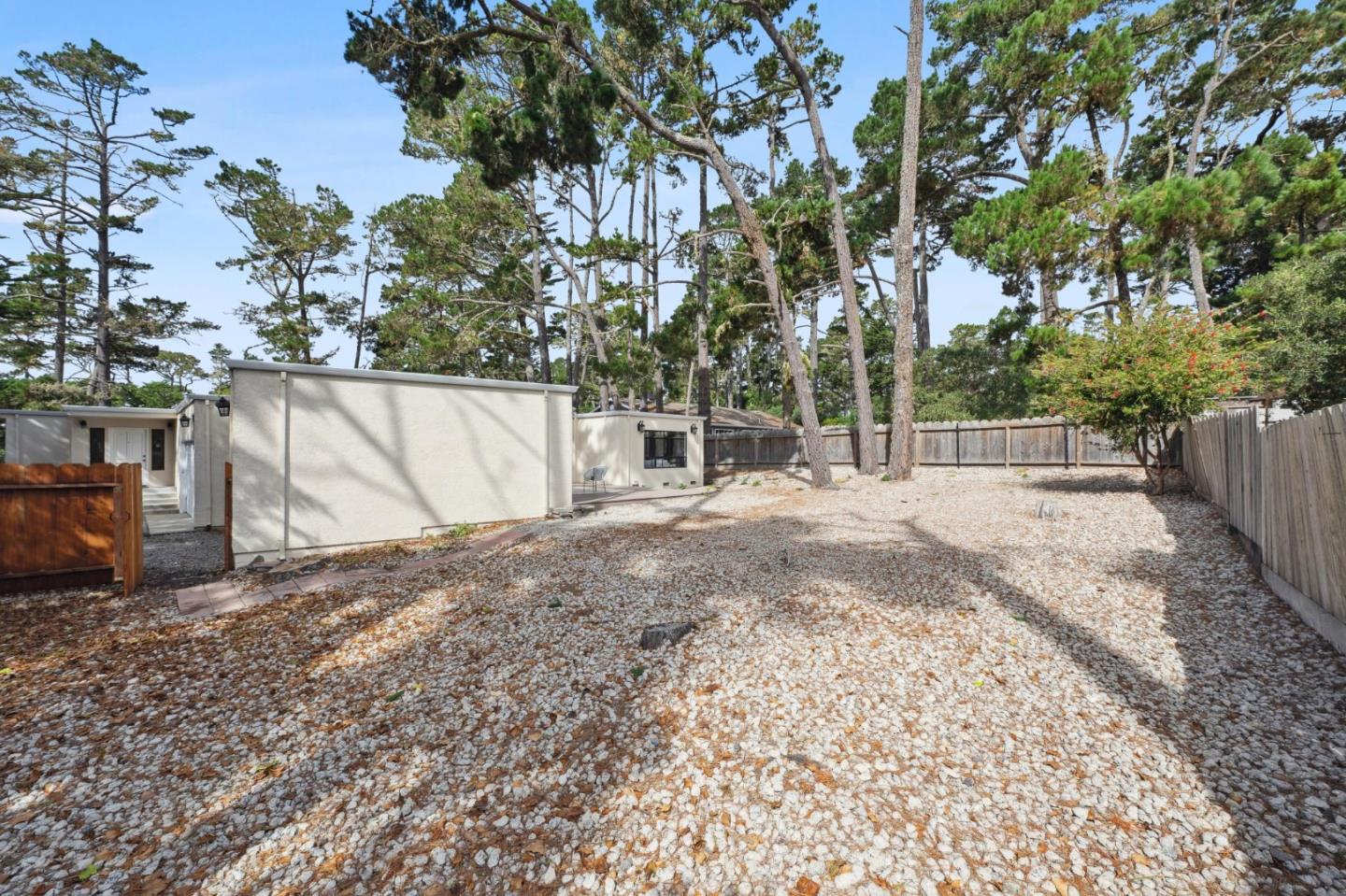 Detail Gallery Image 50 of 54 For 4083 Sunset Ln, Pebble Beach,  CA 93953 - 3 Beds | 2/1 Baths