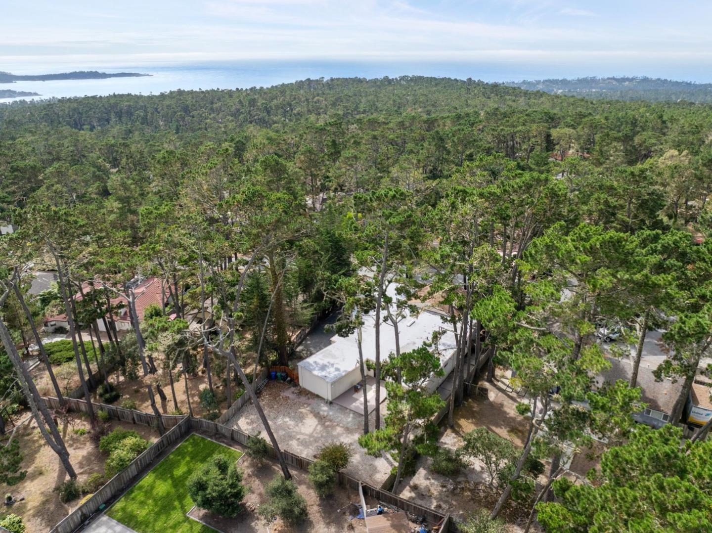 Detail Gallery Image 53 of 54 For 4083 Sunset Ln, Pebble Beach,  CA 93953 - 3 Beds | 2/1 Baths