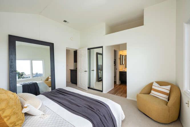 Detail Gallery Image 20 of 43 For 756 Newport Cir, Redwood Shores,  CA 94065 - 3 Beds | 2/1 Baths