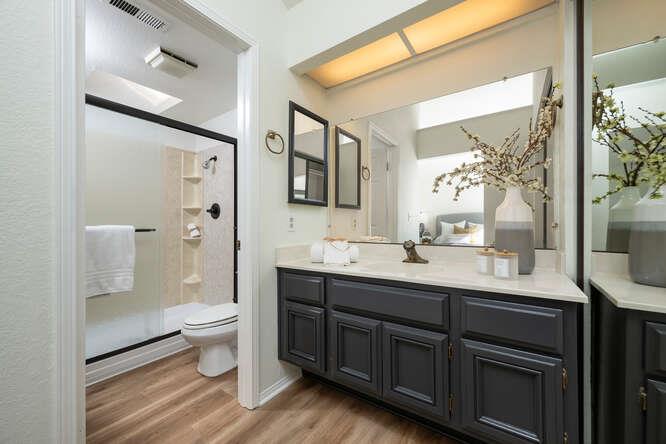 Detail Gallery Image 21 of 43 For 756 Newport Cir, Redwood Shores,  CA 94065 - 3 Beds | 2/1 Baths