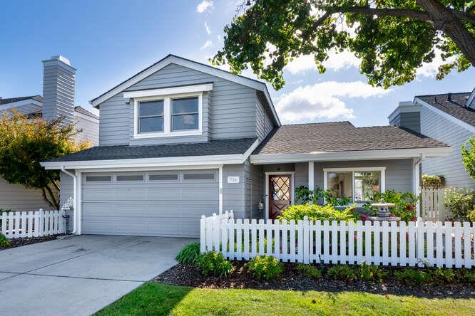 Detail Gallery Image 6 of 43 For 756 Newport Cir, Redwood Shores,  CA 94065 - 3 Beds | 2/1 Baths