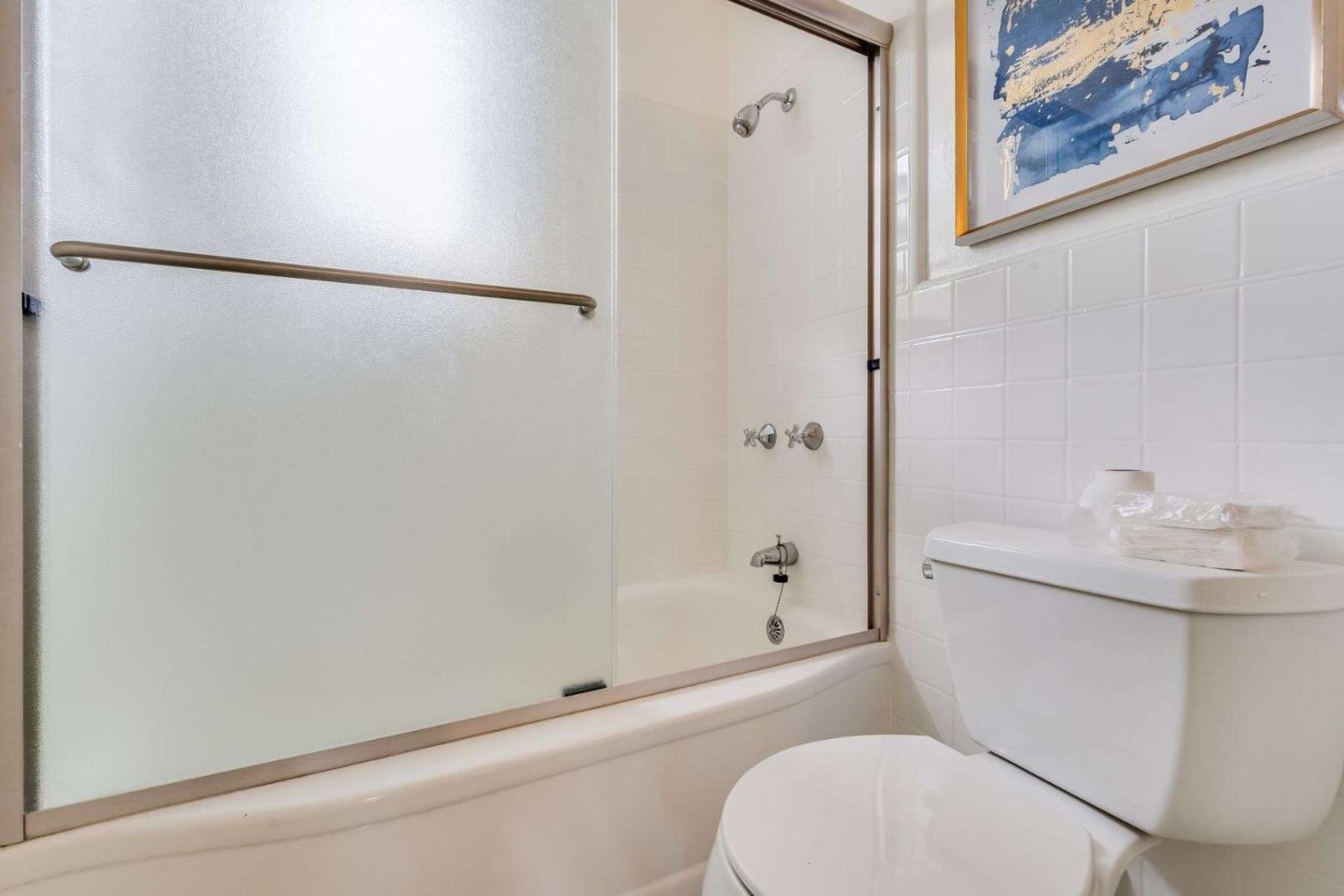 Detail Gallery Image 16 of 23 For 315 Haight St, Menlo Park,  CA 94025 - 2 Beds | 1 Baths