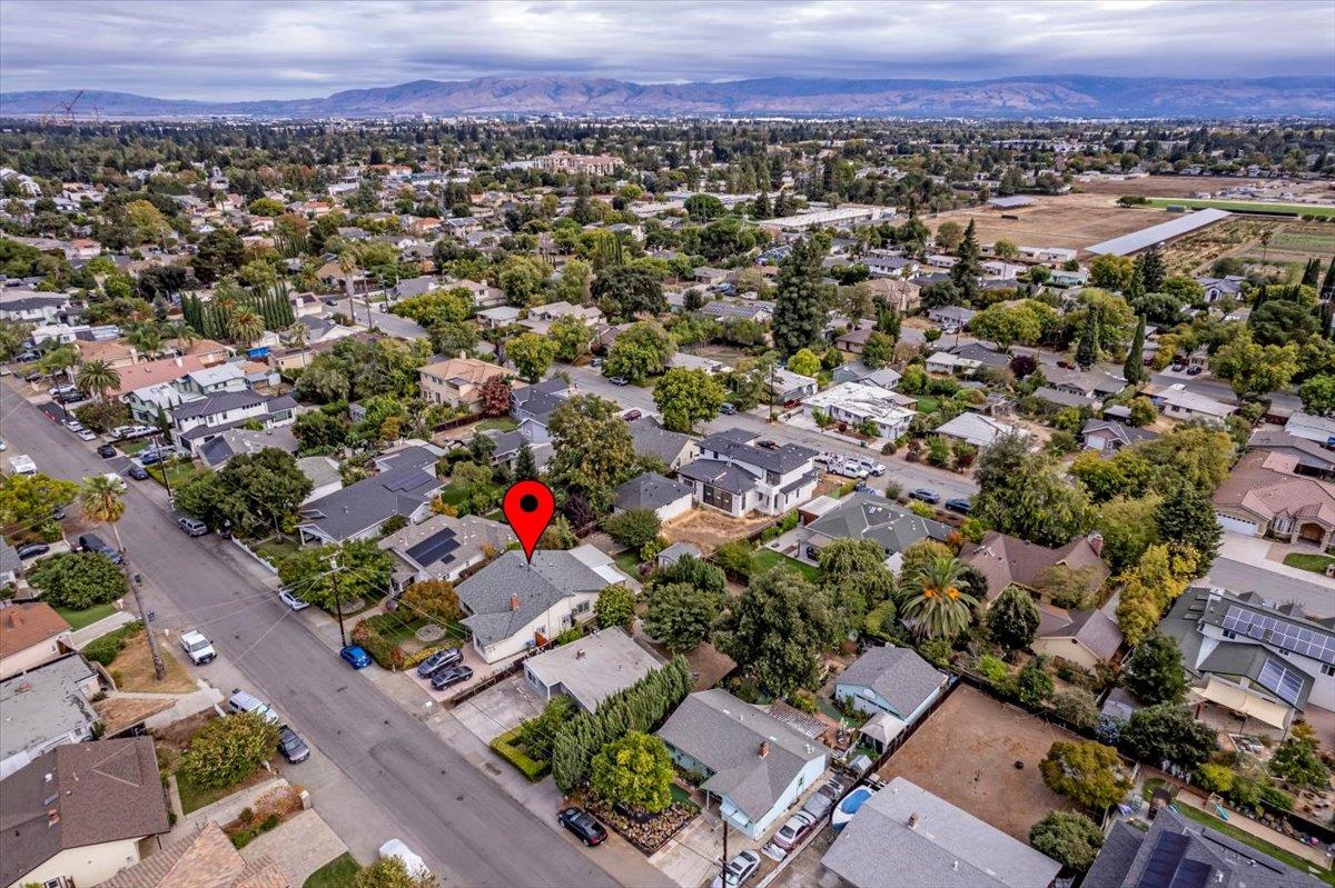 Detail Gallery Image 26 of 30 For 1472 Hampton Dr, Sunnyvale,  CA 94087 - 3 Beds | 1/1 Baths