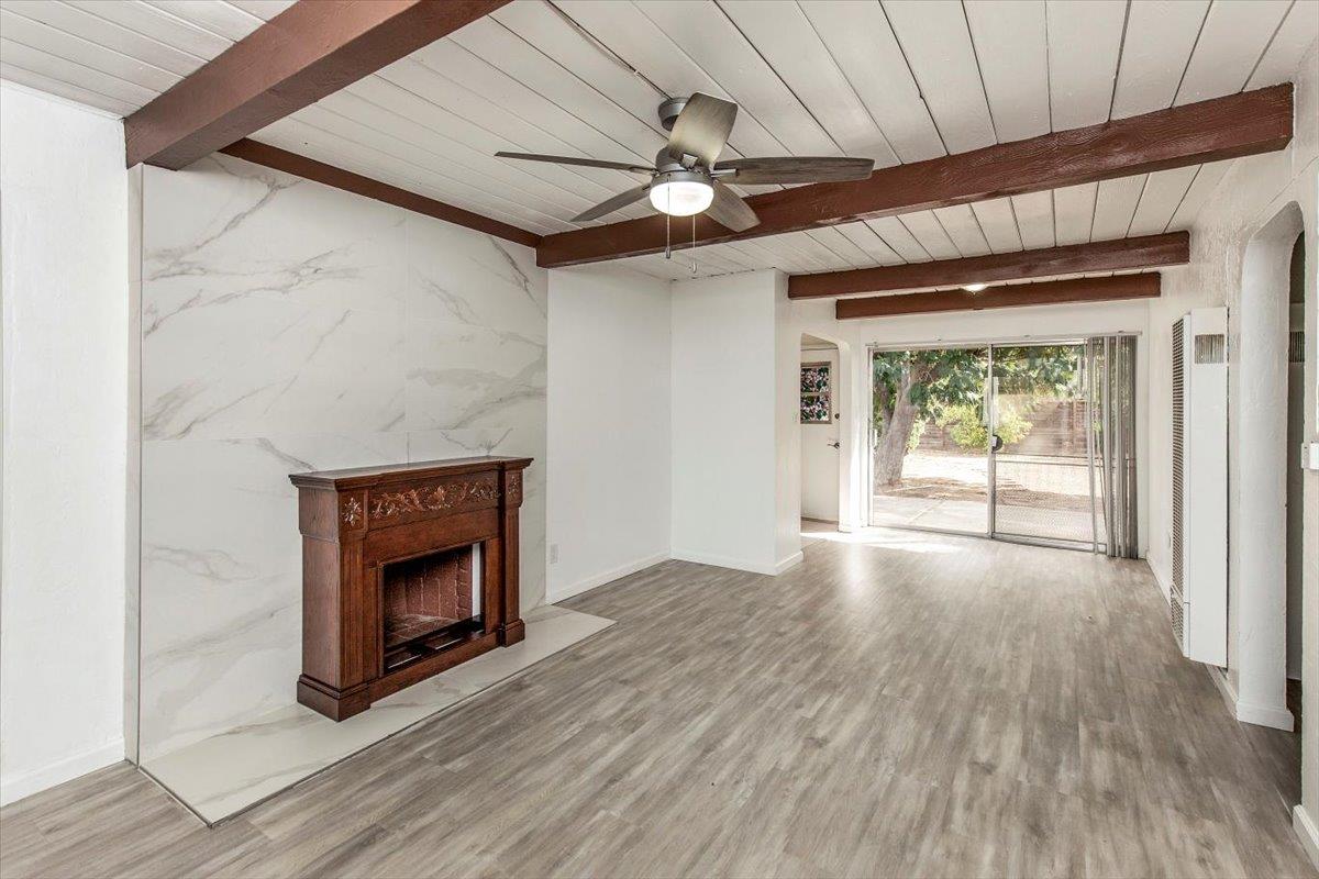 Detail Gallery Image 5 of 30 For 1472 Hampton Dr, Sunnyvale,  CA 94087 - 3 Beds | 1/1 Baths