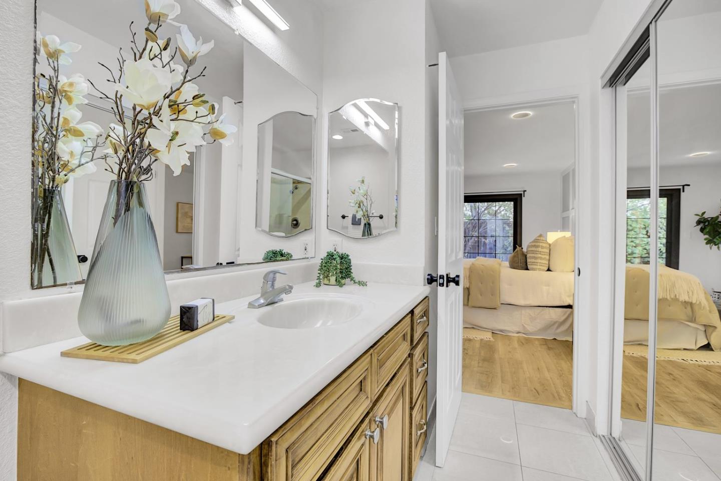 Detail Gallery Image 22 of 36 For 2714 Mabury Sq, San Jose,  CA 95133 - 3 Beds | 2 Baths