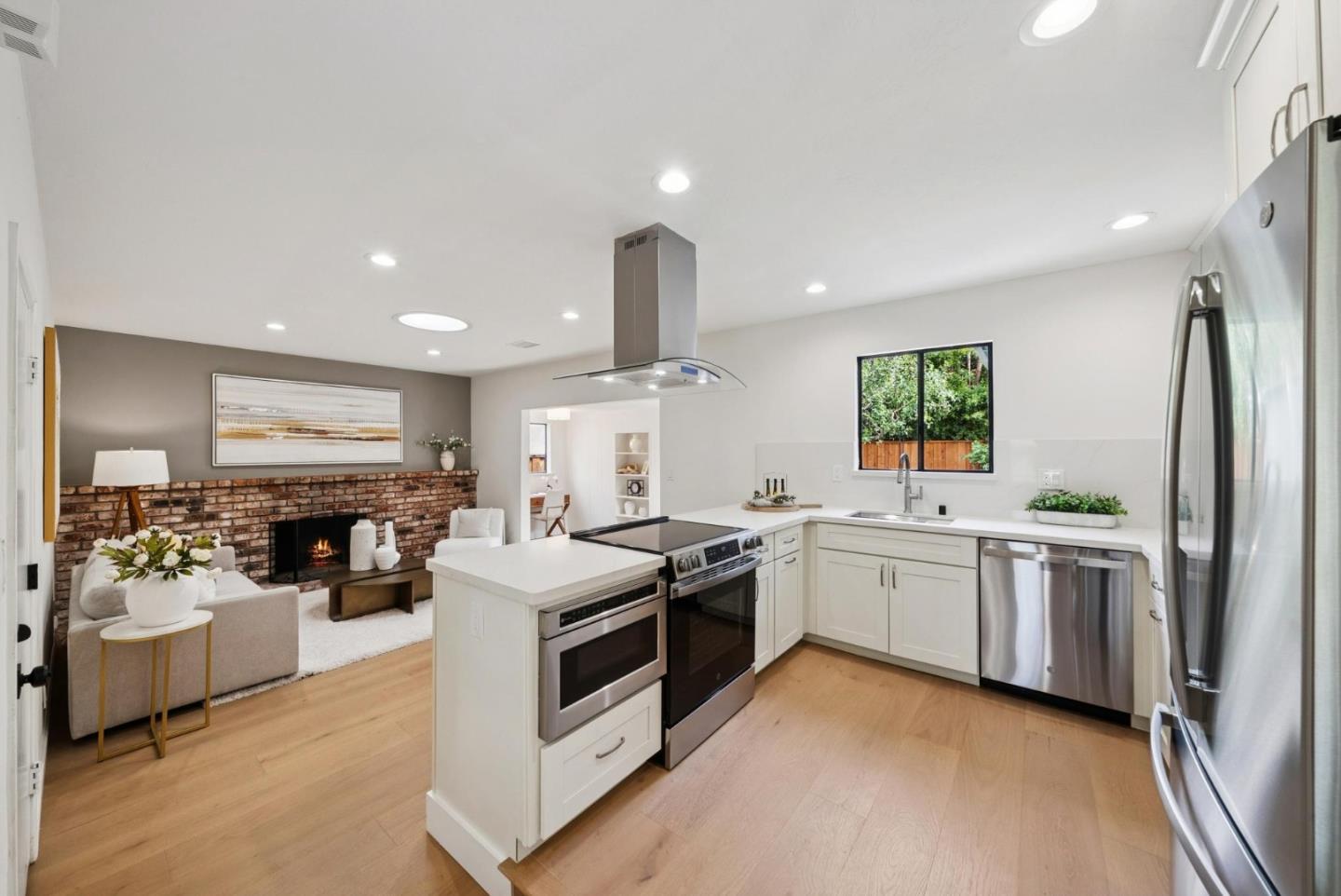 Detail Gallery Image 10 of 43 For 1918 Castro Dr, San Jose,  CA 95130 - 4 Beds | 2 Baths