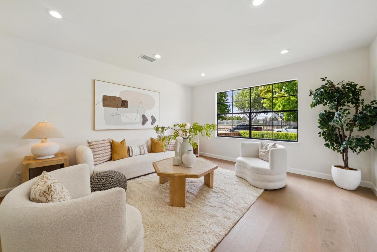 Detail Gallery Image 5 of 43 For 1918 Castro Dr, San Jose,  CA 95130 - 4 Beds | 2 Baths