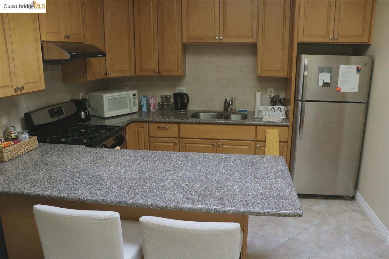 Detail Gallery Image 13 of 18 For 1616 International Blvd, Oakland,  CA 94606 - – Beds | – Baths