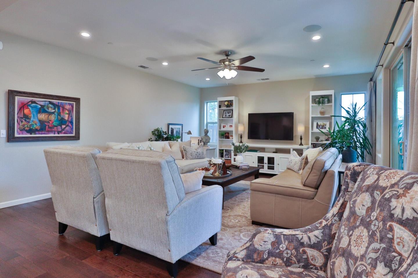 Detail Gallery Image 23 of 80 For 722 Carver Pl, Gilroy,  CA 95020 - 4 Beds | 3 Baths