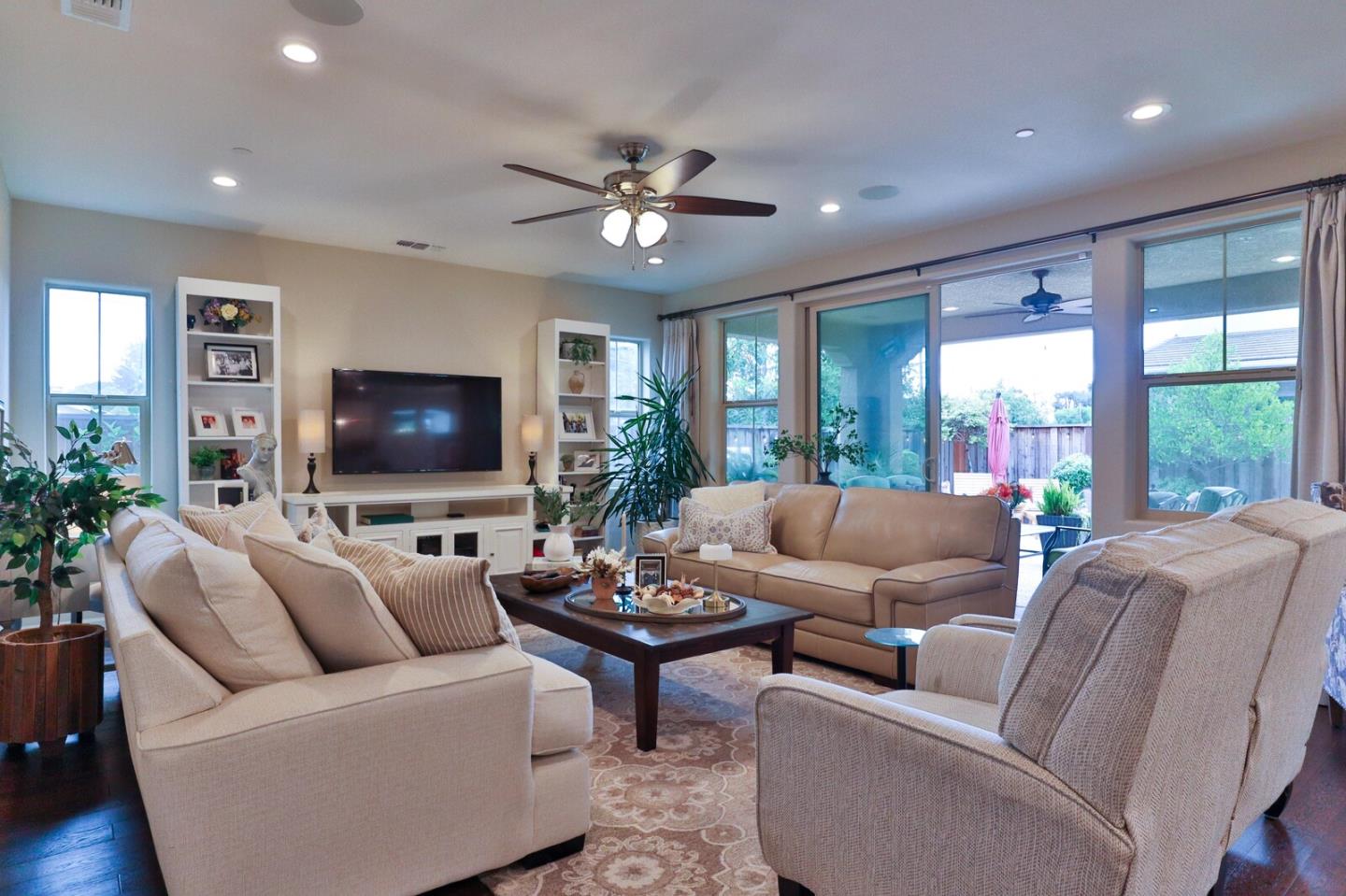 Detail Gallery Image 25 of 80 For 722 Carver Pl, Gilroy,  CA 95020 - 4 Beds | 3 Baths