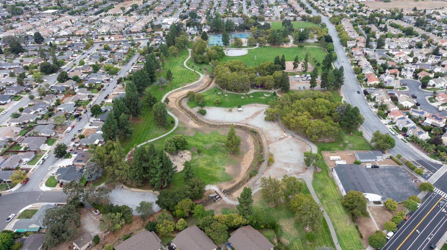 Detail Gallery Image 73 of 80 For 722 Carver Pl, Gilroy,  CA 95020 - 4 Beds | 3 Baths