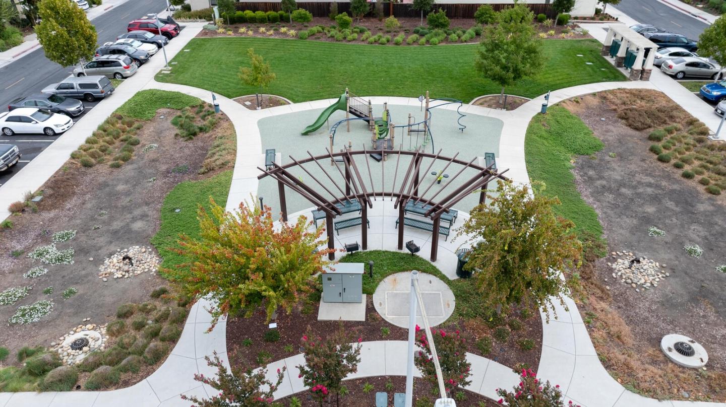 Detail Gallery Image 75 of 80 For 722 Carver Pl, Gilroy,  CA 95020 - 4 Beds | 3 Baths