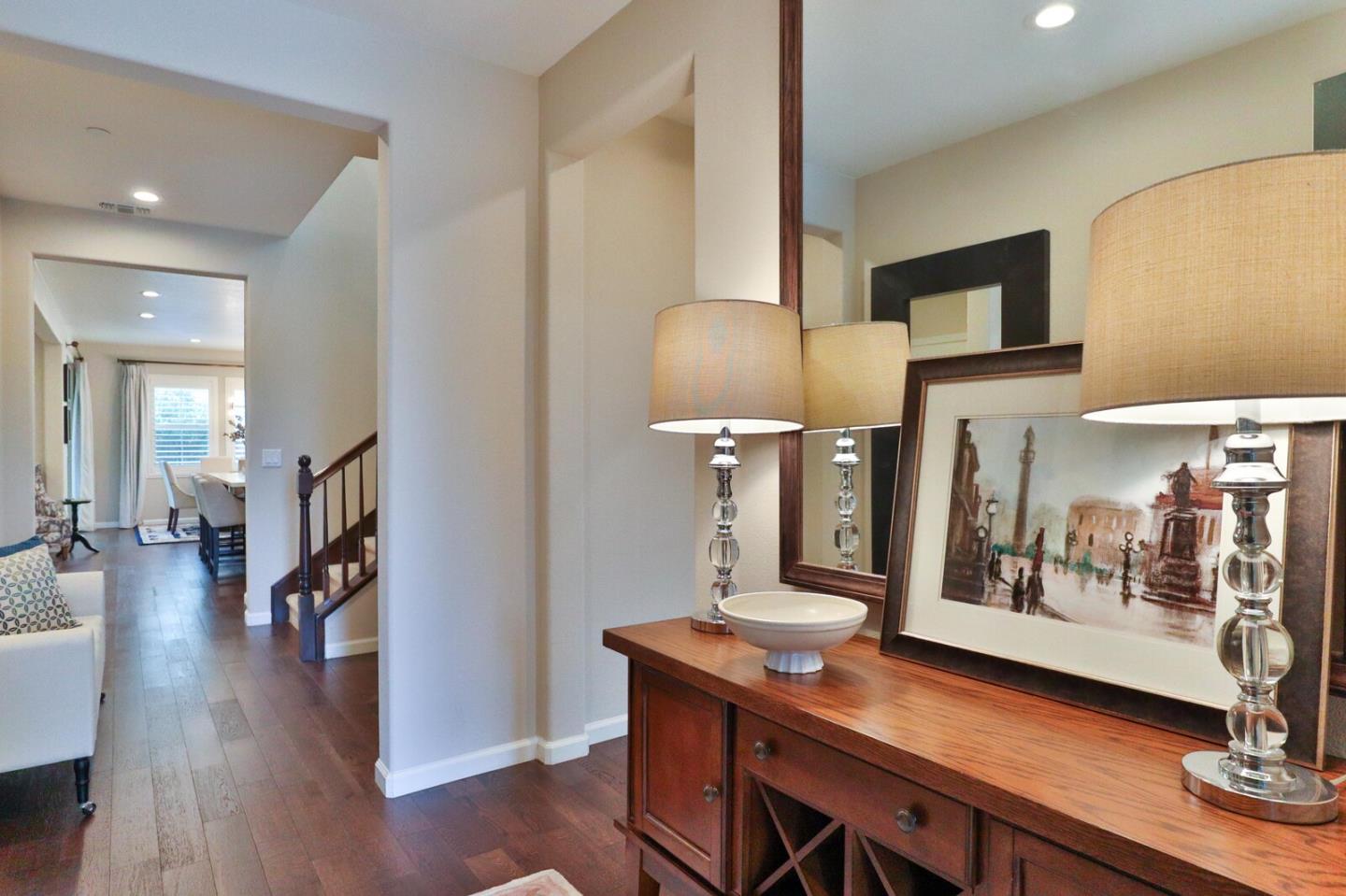 Detail Gallery Image 9 of 80 For 722 Carver Pl, Gilroy,  CA 95020 - 4 Beds | 3 Baths