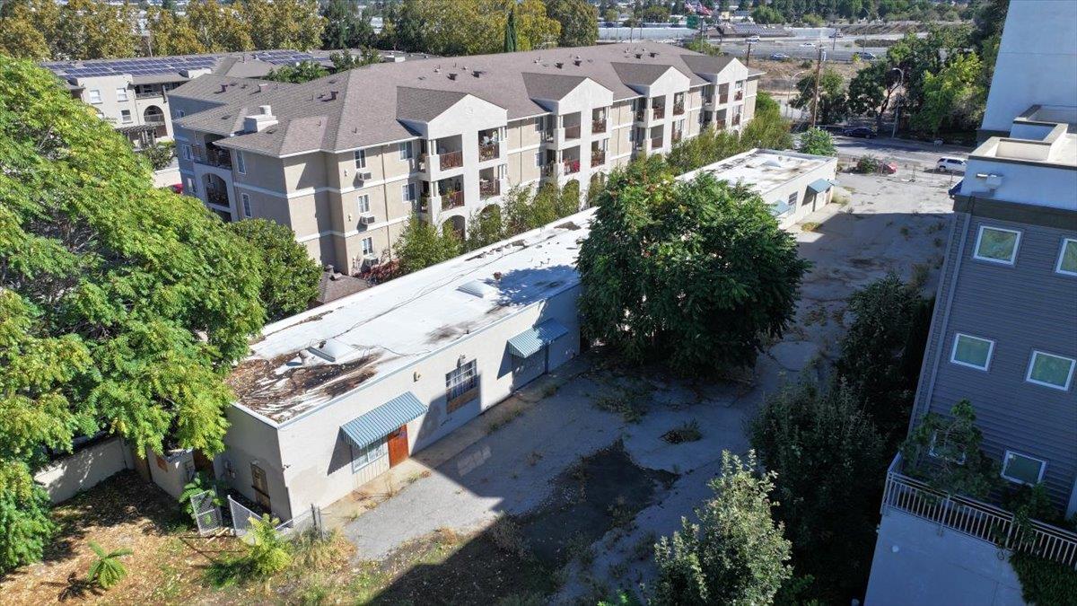 Detail Gallery Image 10 of 28 For 1747 Almaden Rd, San Jose,  CA 95125 - – Beds | – Baths