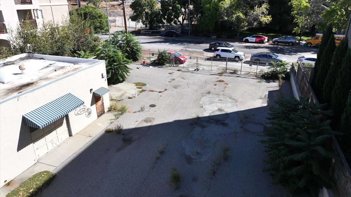 Detail Gallery Image 20 of 28 For 1747 Almaden Rd, San Jose,  CA 95125 - – Beds | – Baths