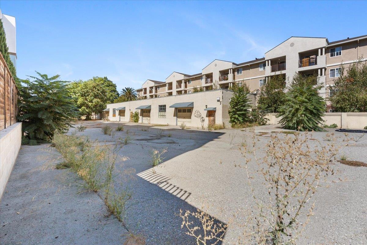 Detail Gallery Image 3 of 28 For 1747 Almaden Rd, San Jose,  CA 95125 - – Beds | – Baths