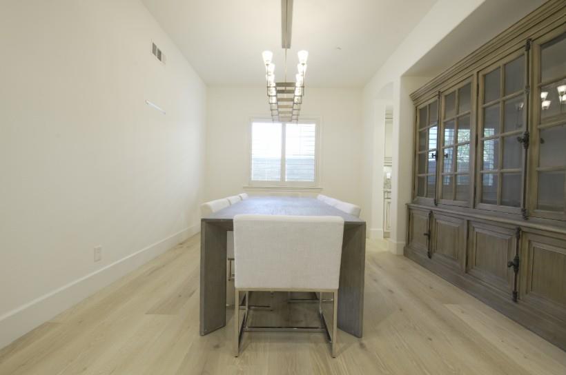 Detail Gallery Image 3 of 15 For 4961 Ashville, Huntington Beach,  CA 92649 - 6 Beds | 5/1 Baths