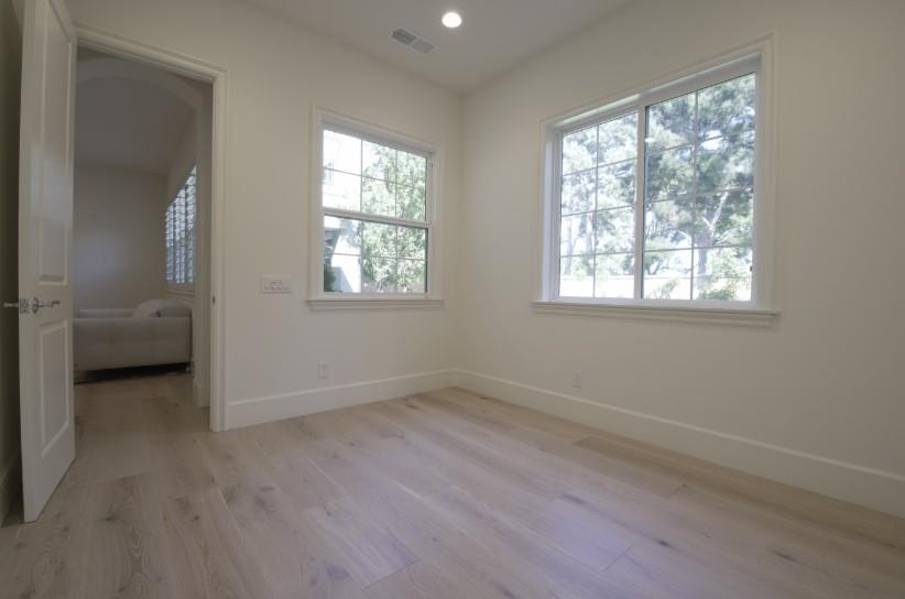 Detail Gallery Image 6 of 15 For 4961 Ashville, Huntington Beach,  CA 92649 - 6 Beds | 5/1 Baths