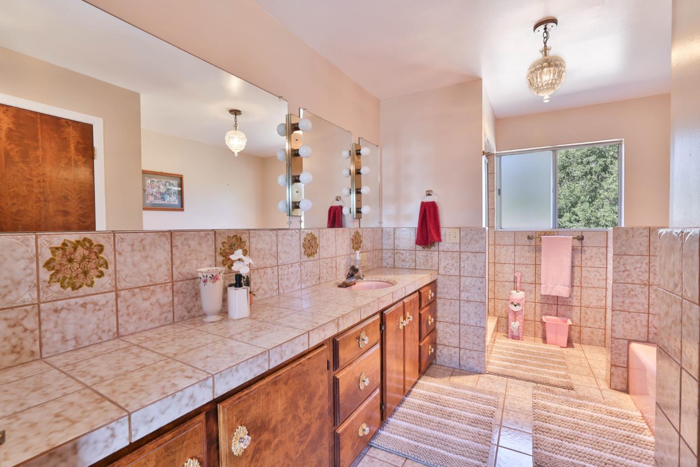 Detail Gallery Image 26 of 46 For 14001 Chester Ave, Saratoga,  CA 95070 - 4 Beds | 3 Baths