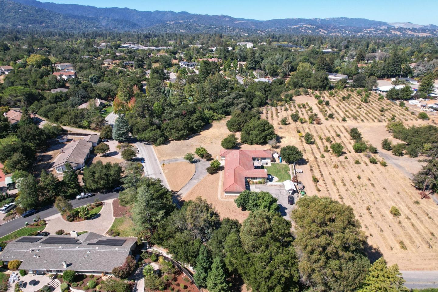 Detail Gallery Image 36 of 46 For 14001 Chester Ave, Saratoga,  CA 95070 - 4 Beds | 3 Baths