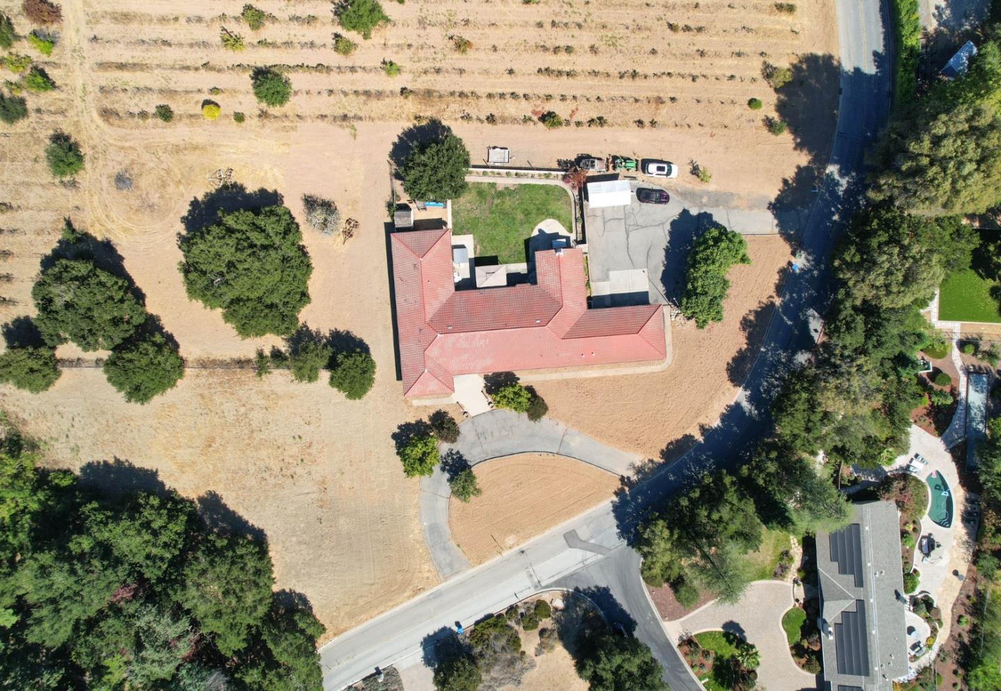 Detail Gallery Image 40 of 46 For 14001 Chester Ave, Saratoga,  CA 95070 - 4 Beds | 3 Baths