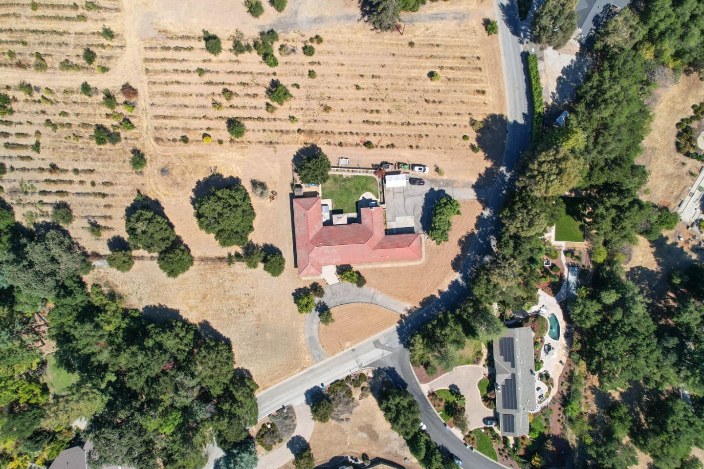 Detail Gallery Image 41 of 46 For 14001 Chester Ave, Saratoga,  CA 95070 - 4 Beds | 3 Baths