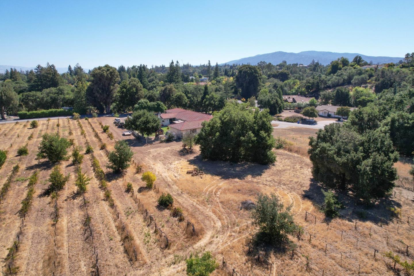 Detail Gallery Image 42 of 46 For 14001 Chester Ave, Saratoga,  CA 95070 - 4 Beds | 3 Baths