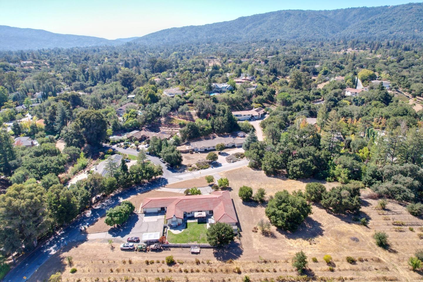 Detail Gallery Image 45 of 46 For 14001 Chester Ave, Saratoga,  CA 95070 - 4 Beds | 3 Baths