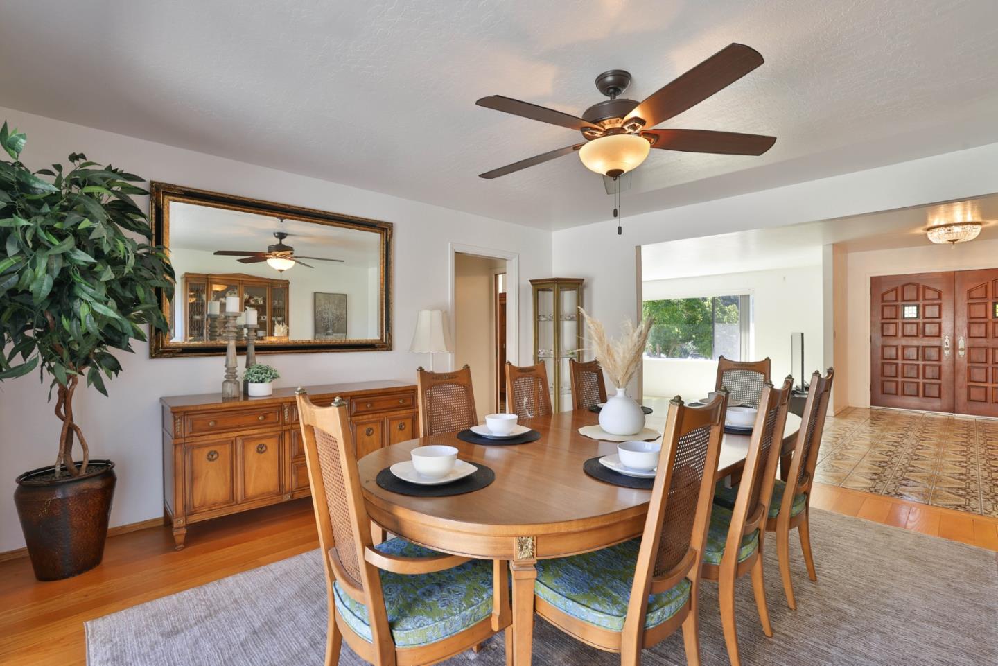 Detail Gallery Image 9 of 46 For 14001 Chester Ave, Saratoga,  CA 95070 - 4 Beds | 3 Baths