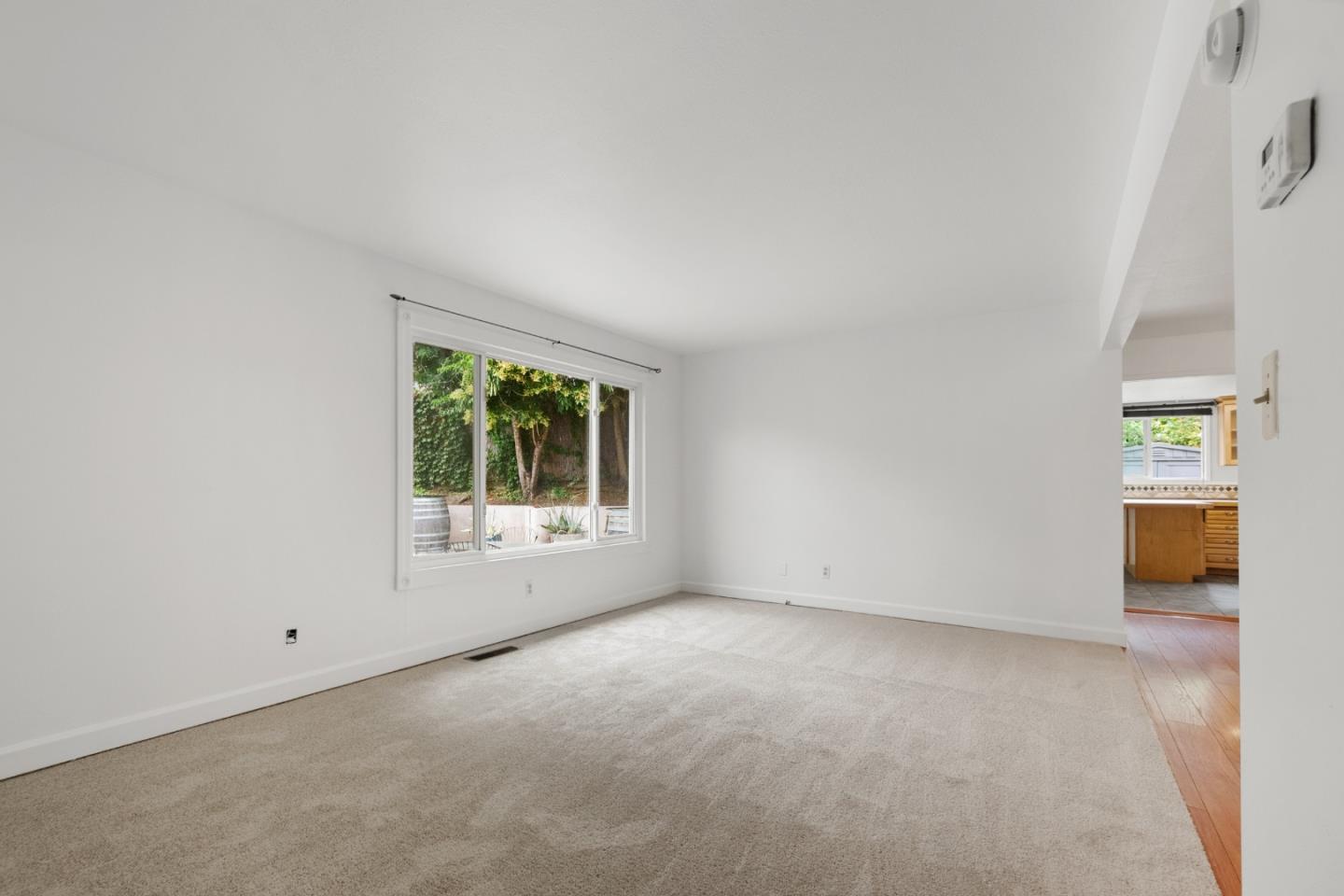 Detail Gallery Image 16 of 53 For 1091 Century Dr, Napa,  CA 94558 - 4 Beds | 2 Baths