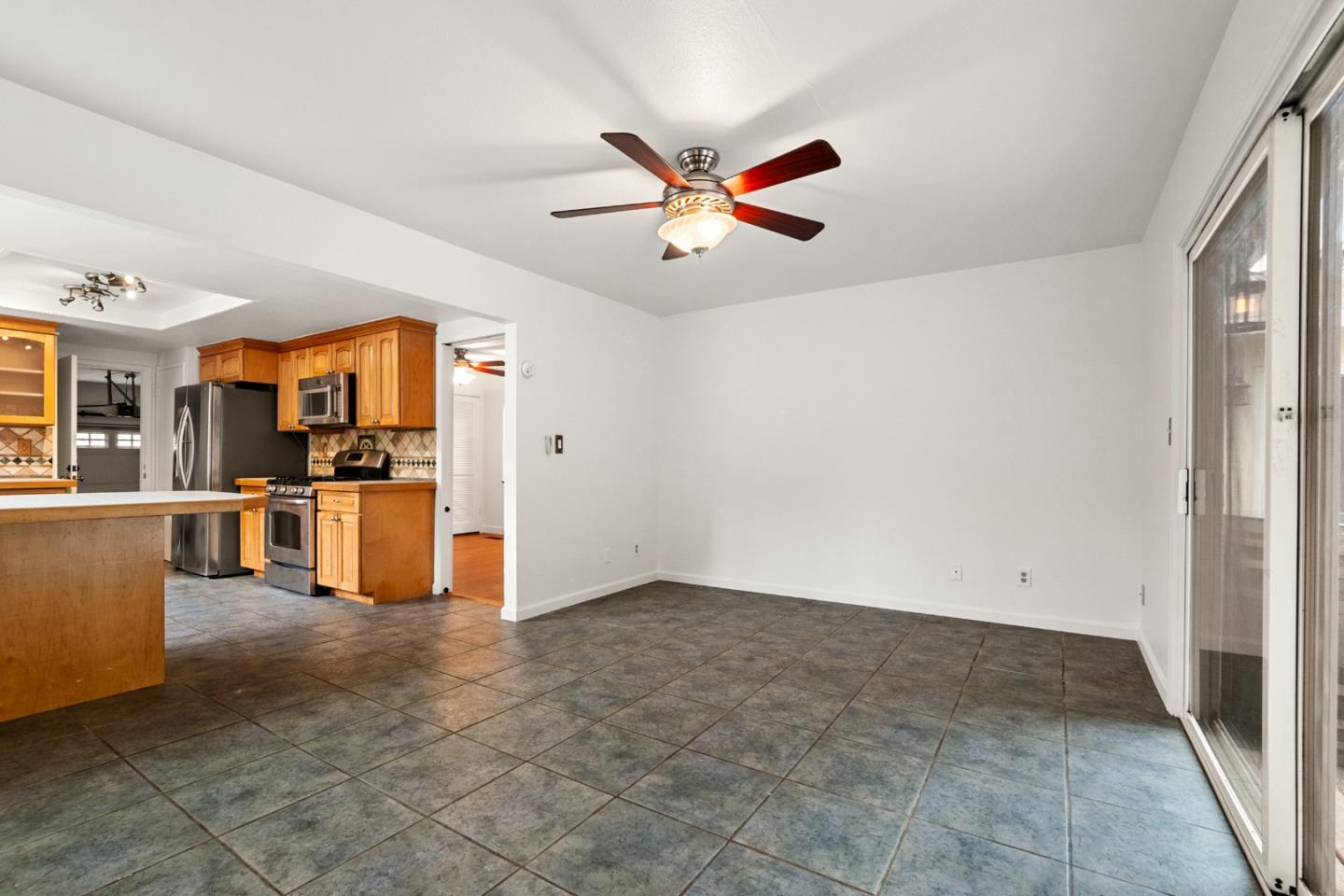 Detail Gallery Image 20 of 53 For 1091 Century Dr, Napa,  CA 94558 - 4 Beds | 2 Baths