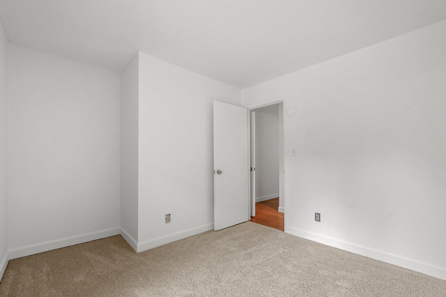 Detail Gallery Image 31 of 53 For 1091 Century Dr, Napa,  CA 94558 - 4 Beds | 2 Baths