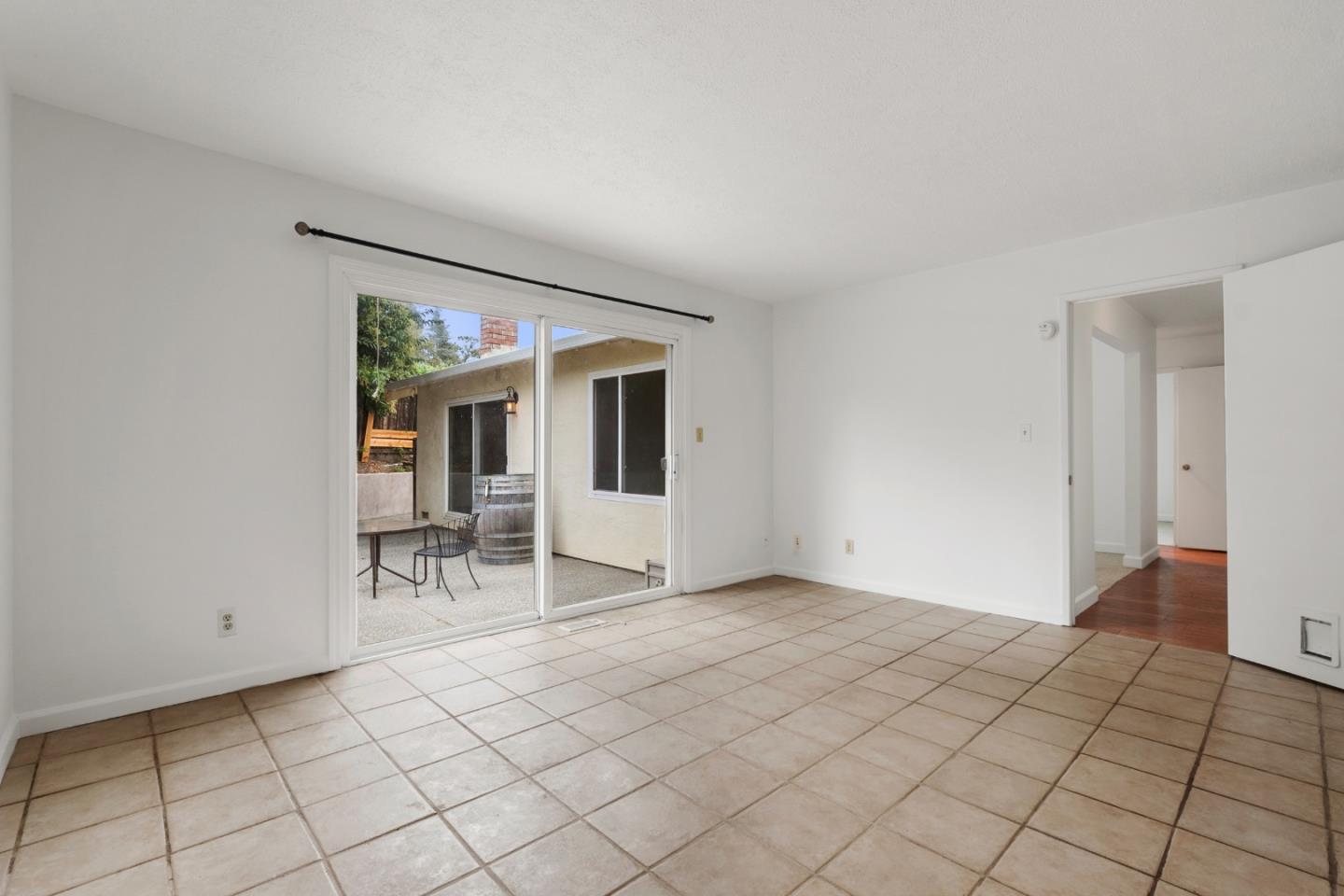 Detail Gallery Image 40 of 53 For 1091 Century Dr, Napa,  CA 94558 - 4 Beds | 2 Baths