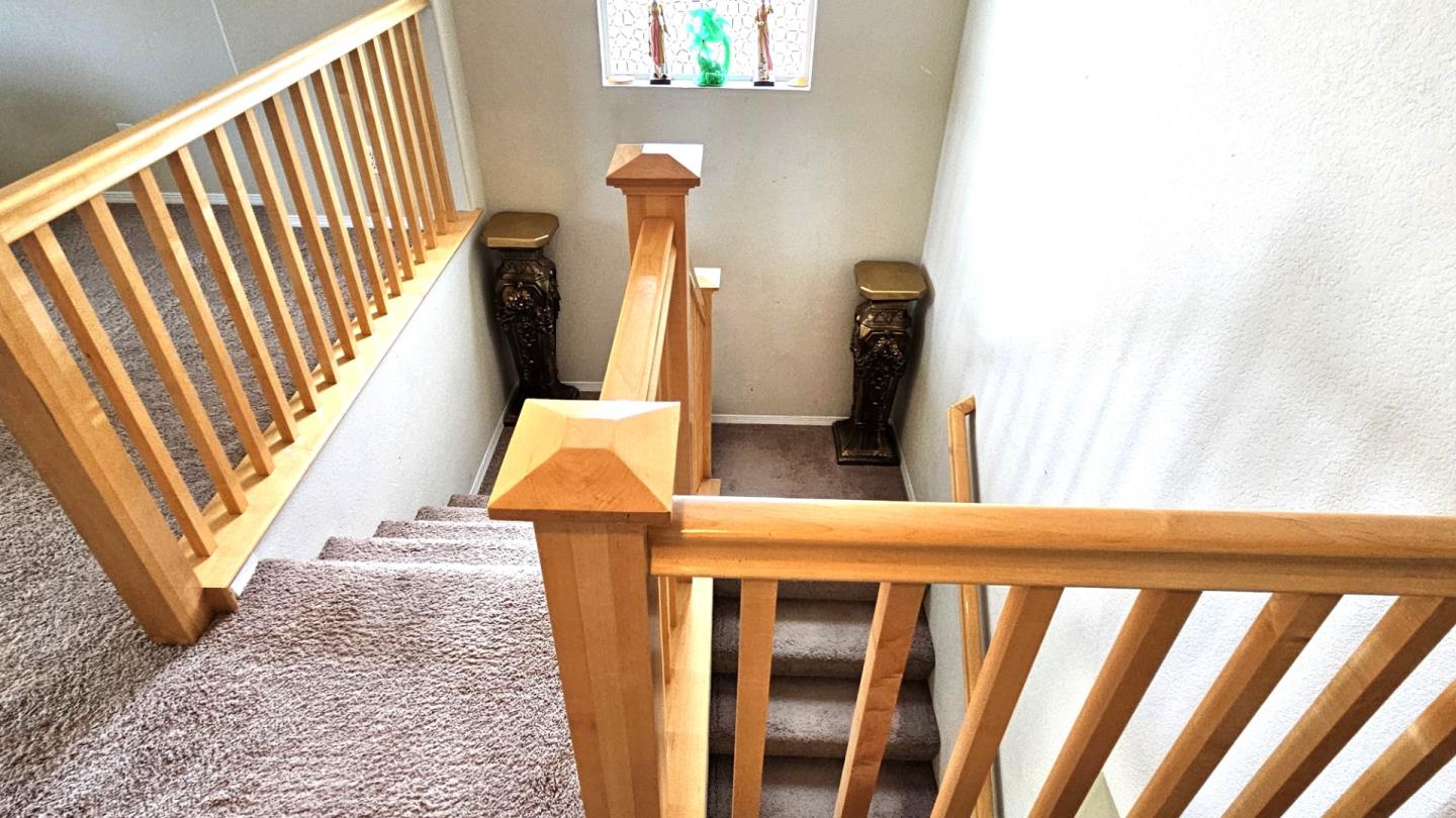 Detail Gallery Image 22 of 38 For 13416 Silver Stirrup Dr, Corona,  CA 92883 - 5 Beds | 2/1 Baths