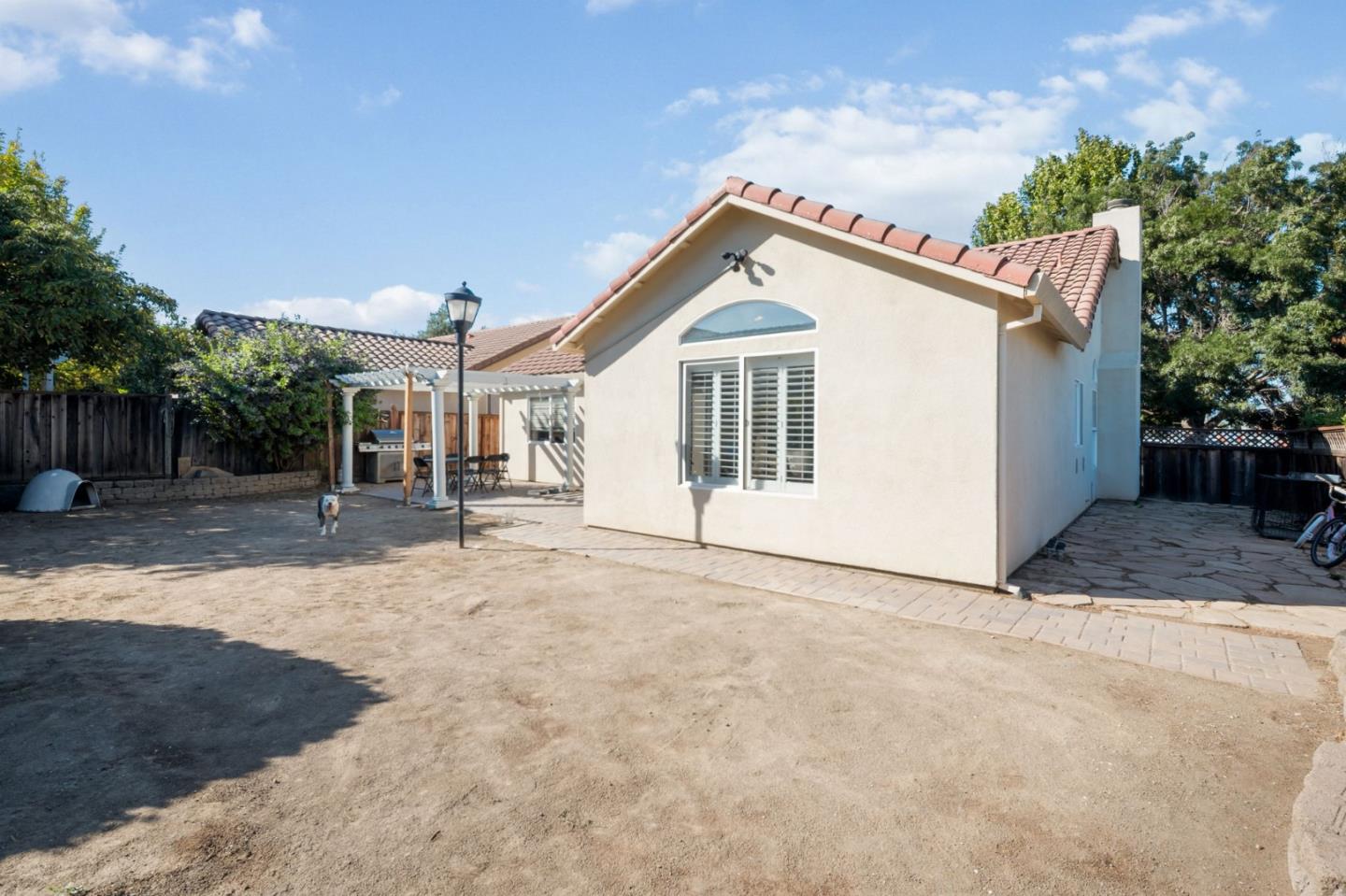 Detail Gallery Image 15 of 21 For 1261 South St, Hollister,  CA 95023 - 3 Beds | 2 Baths